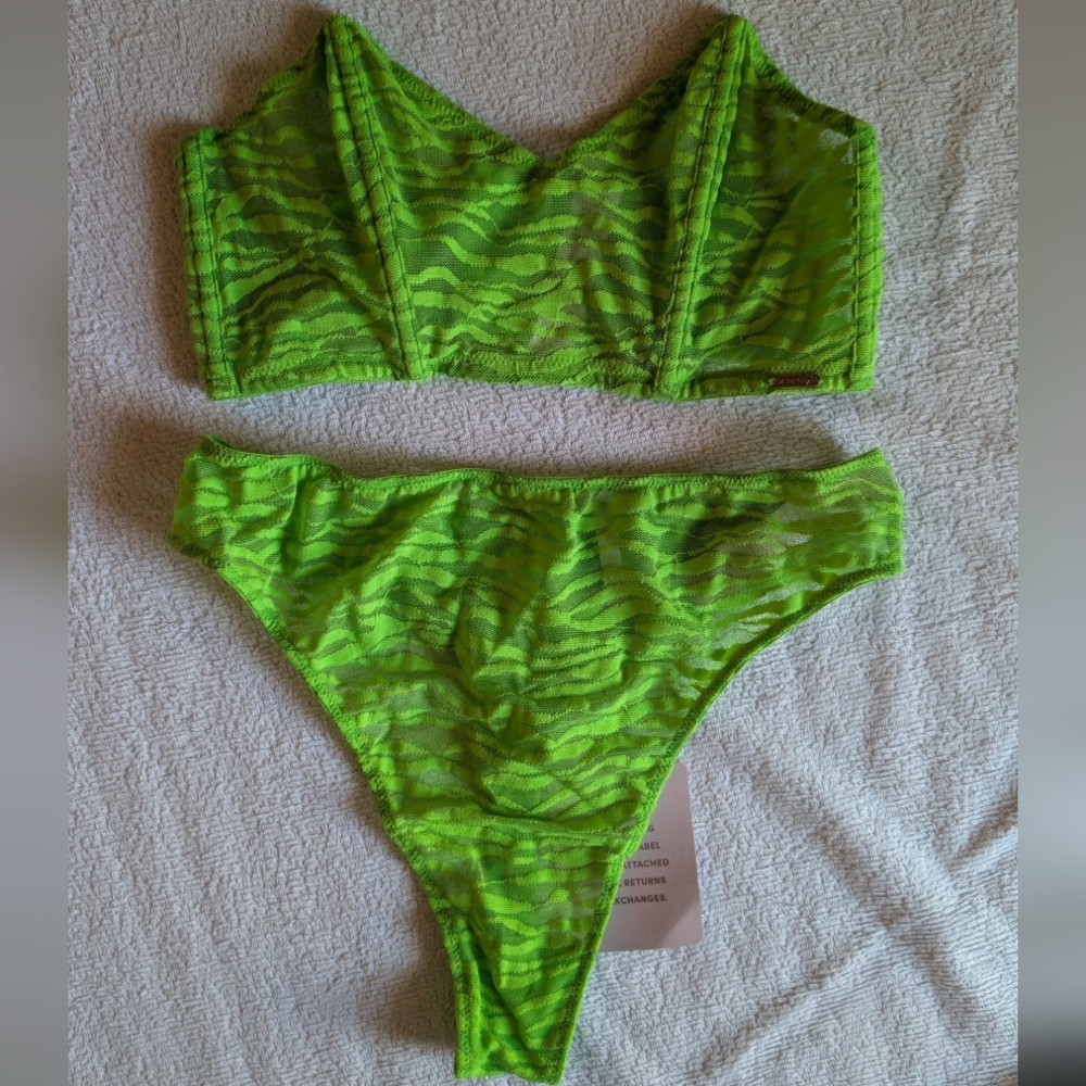 NWT Neon Green Zebra Print Bralette And Panty Set